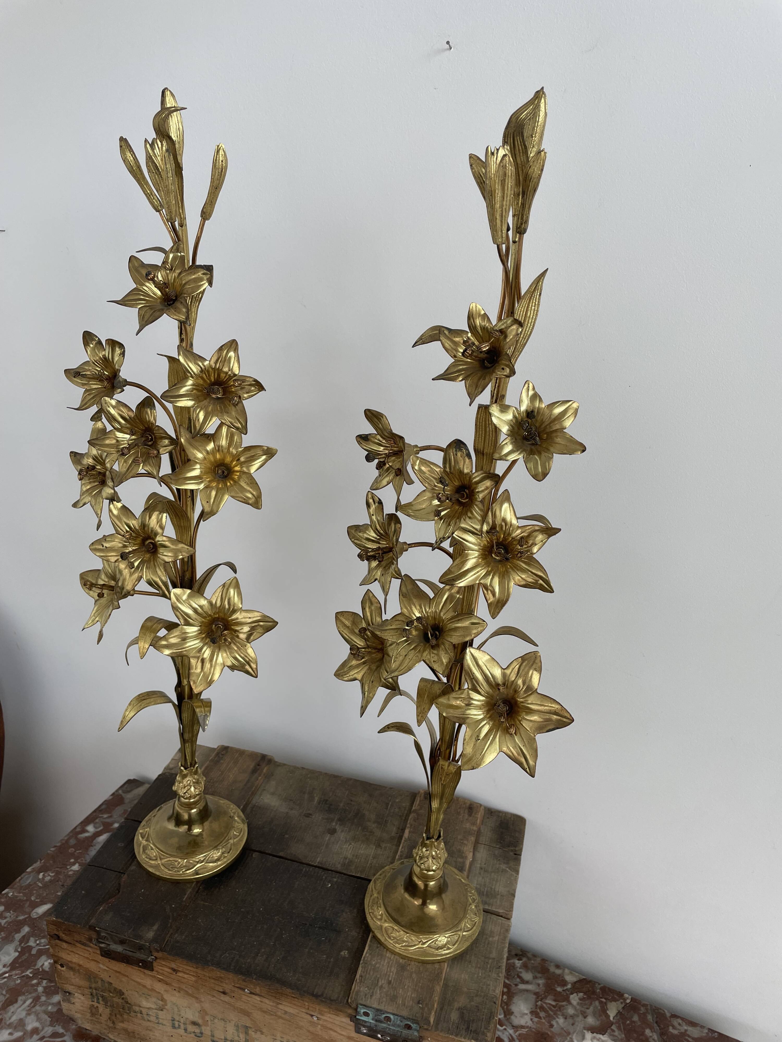 Decorative elements - brass and bronze with décor - fleurs-de-lys - France