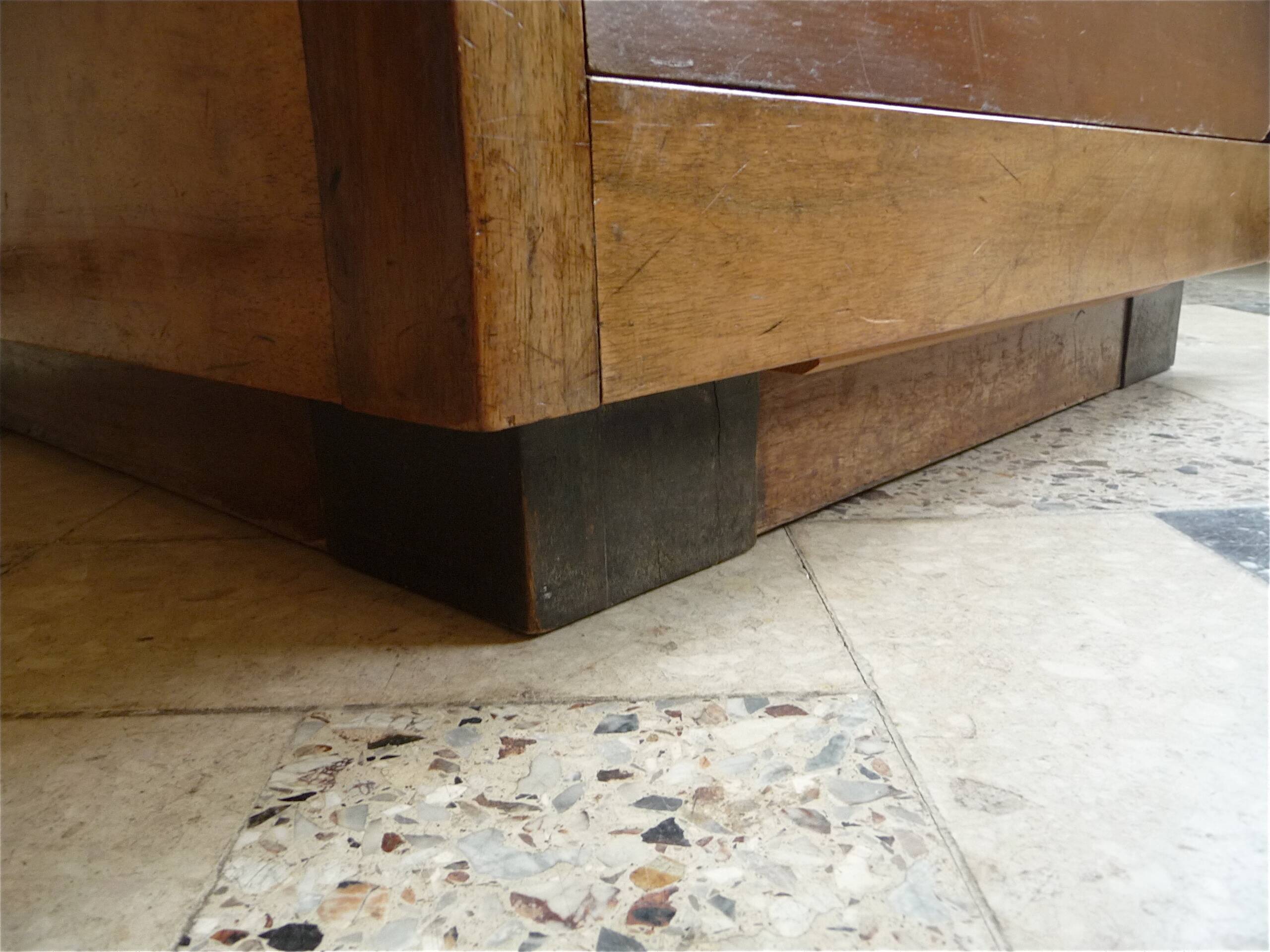 Set of 2 Cubist Art Déco Club Chairs in Wood and Velvet, Germany 1920s