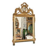 The Louis XVI - pediment mirror