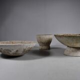 2 grandes jardinières avec 2 bases, dont une pouvant être utilisée comme