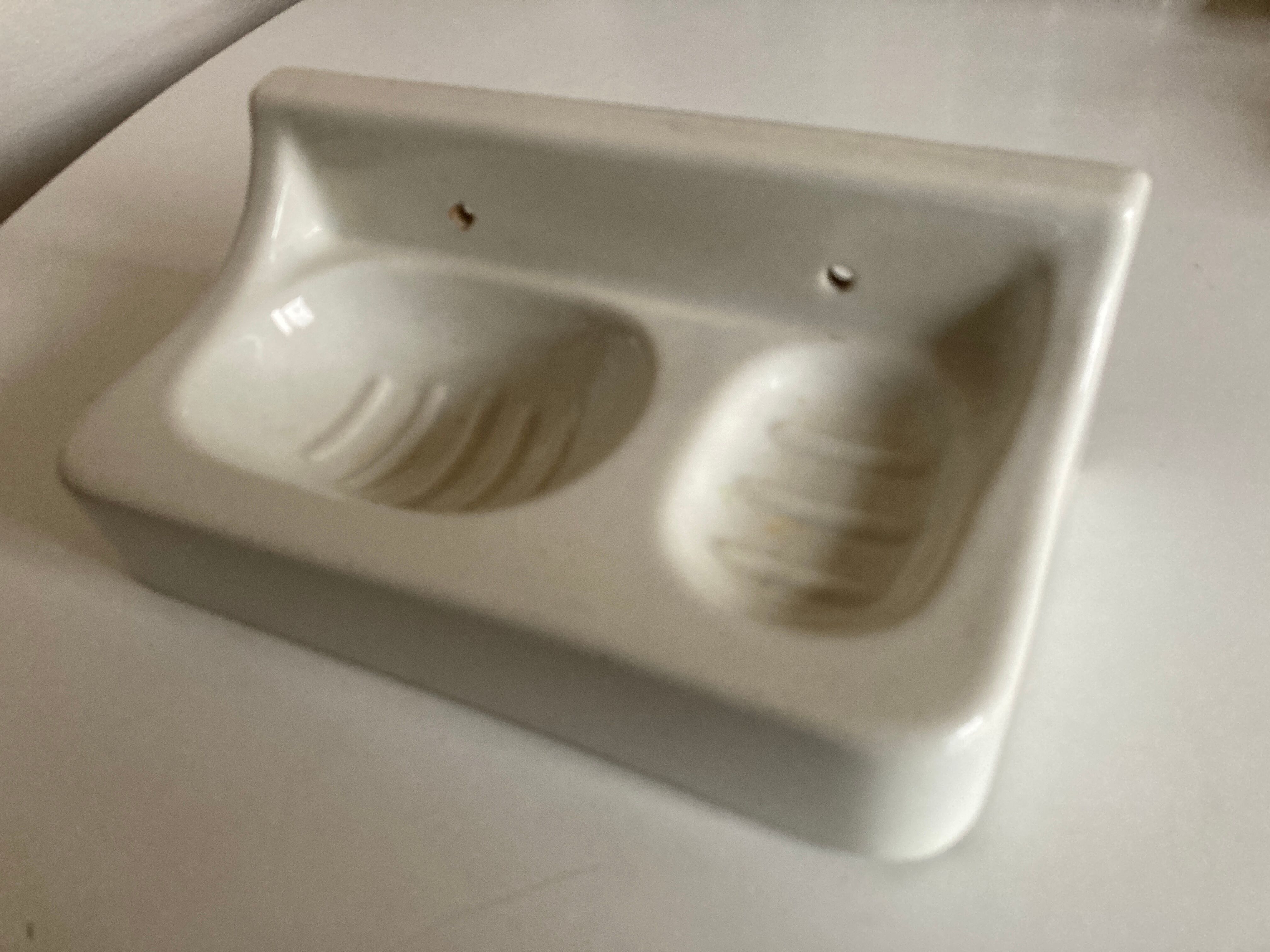 Bathroom door art deco ceramic soap holder