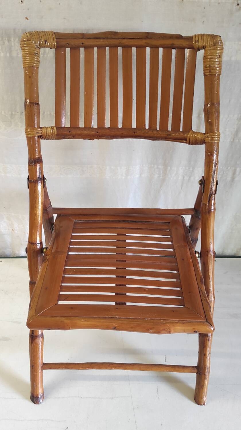 Folding bamboo chair for children