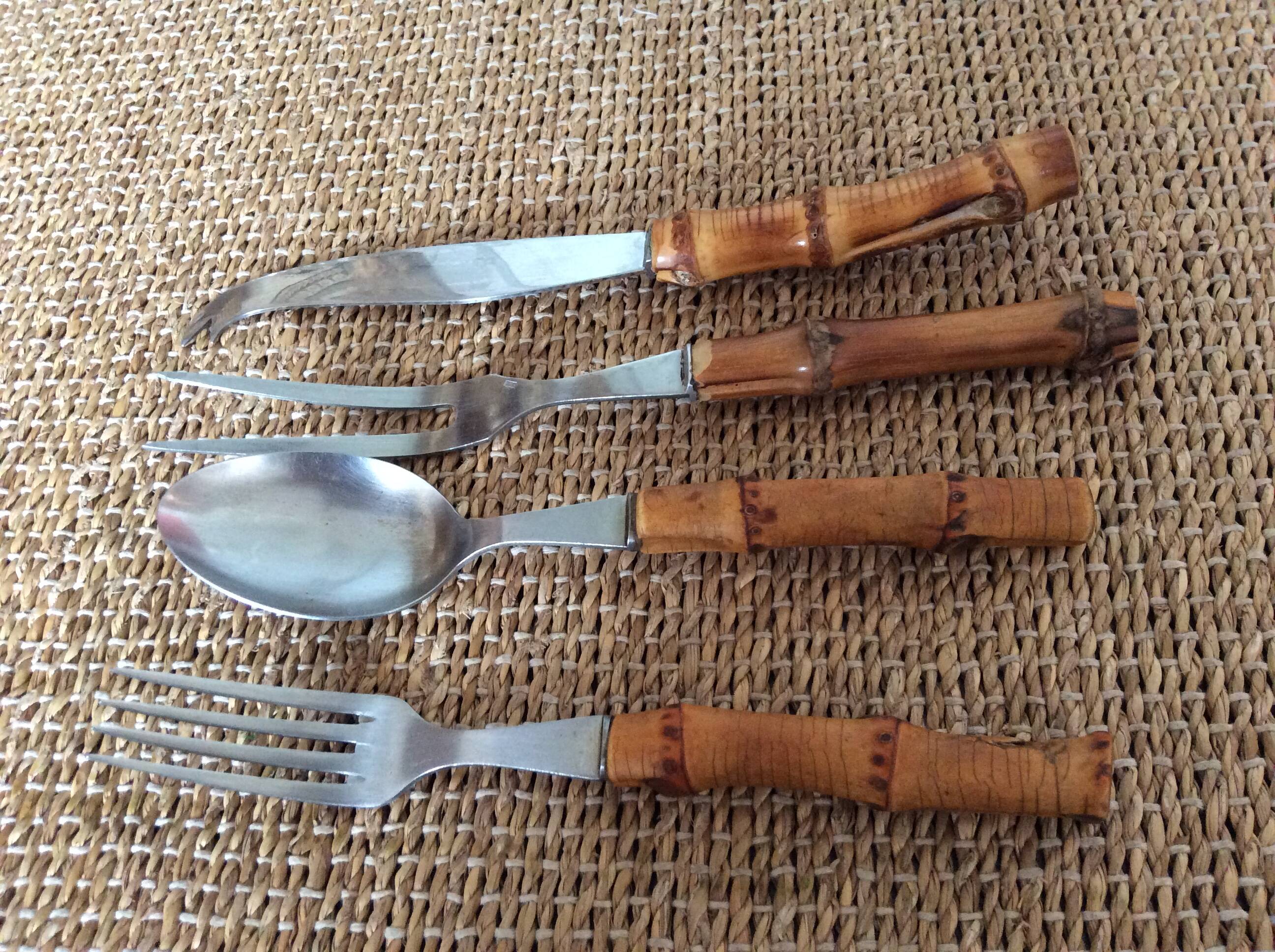 Bamboo cutlery set