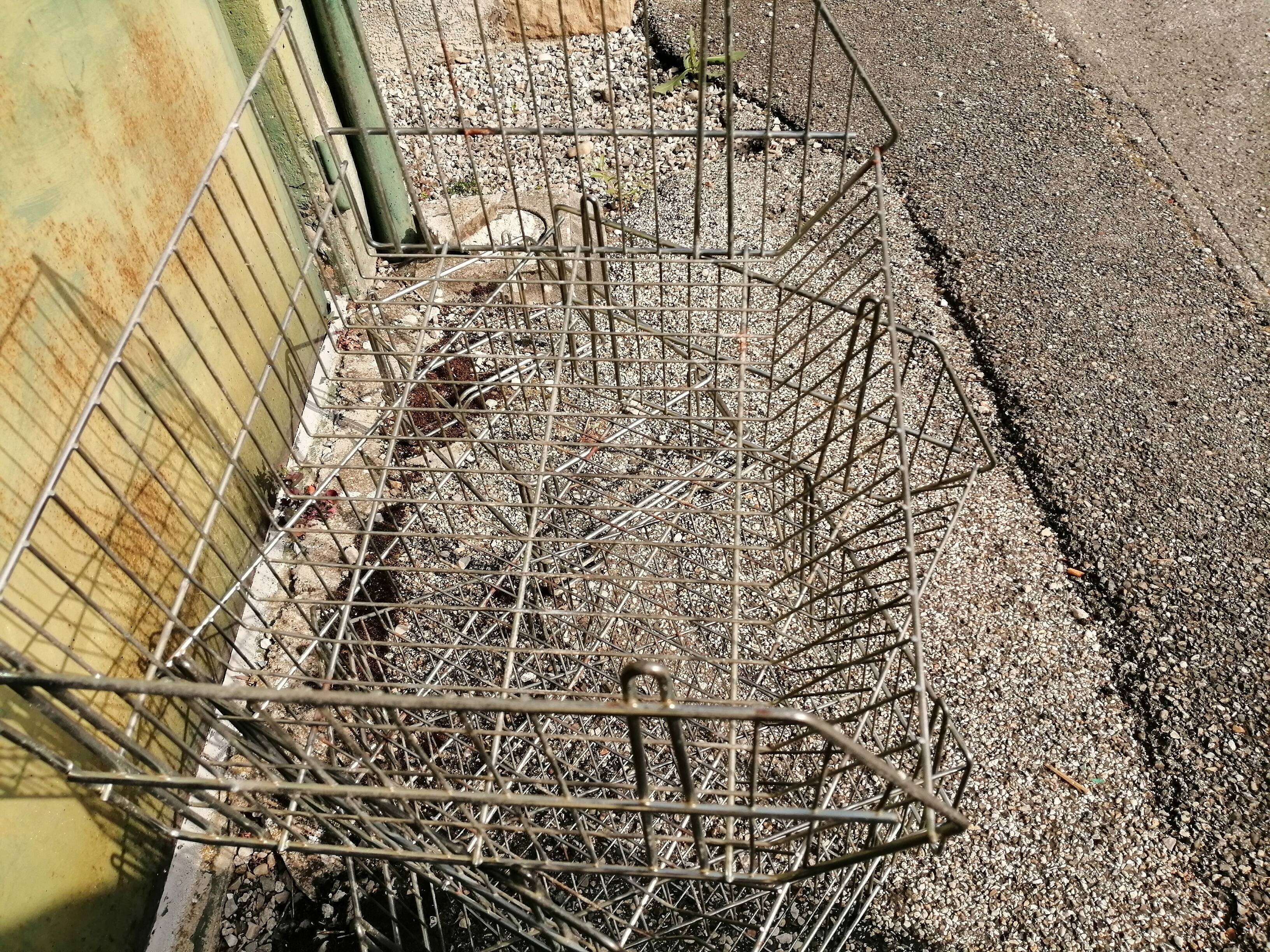 Vintage old shelf store wire wire basket modular industrial design 70s