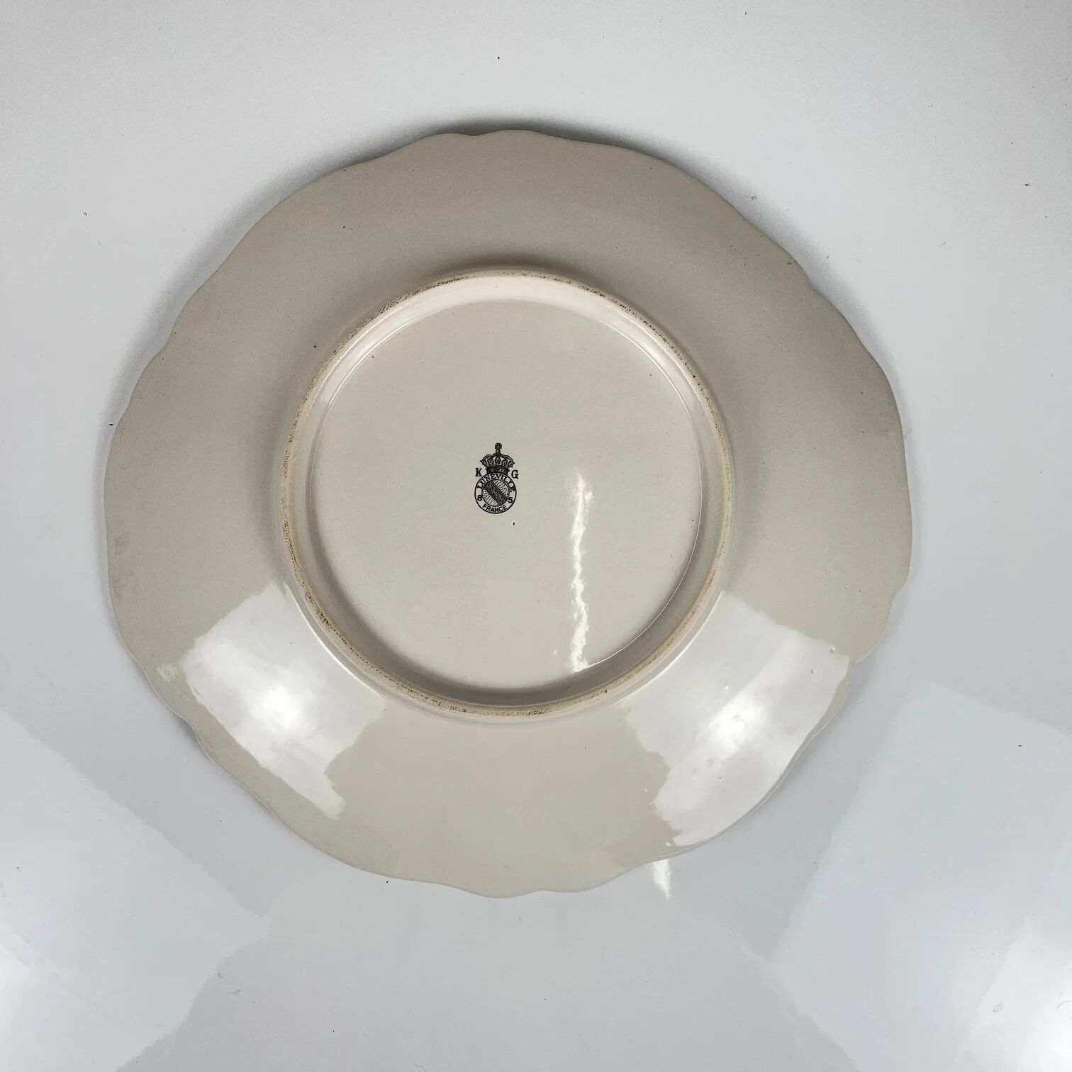 Fluted plate model Réverbère by KG Lunéville