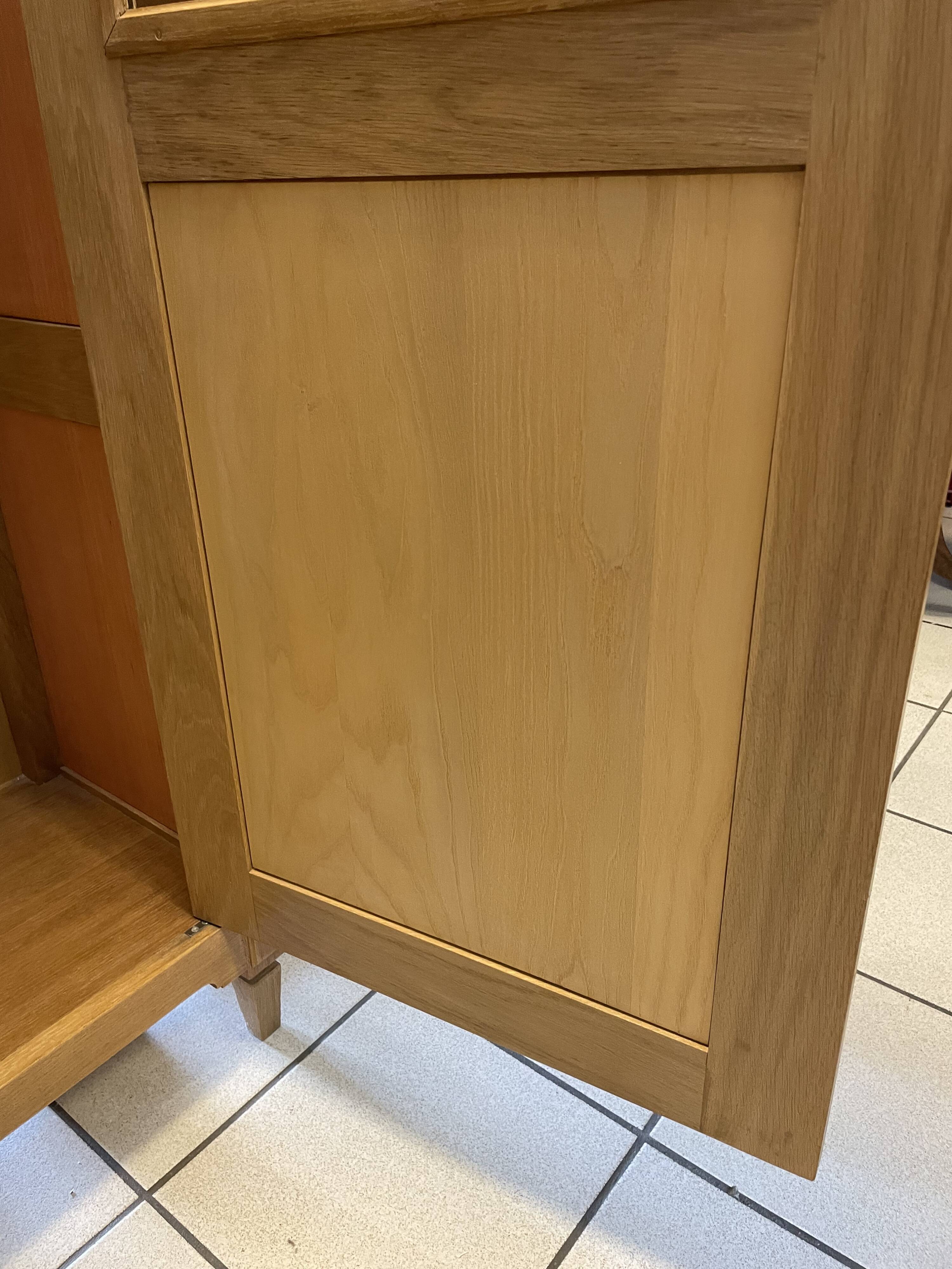 Wardrobe in solid oak
