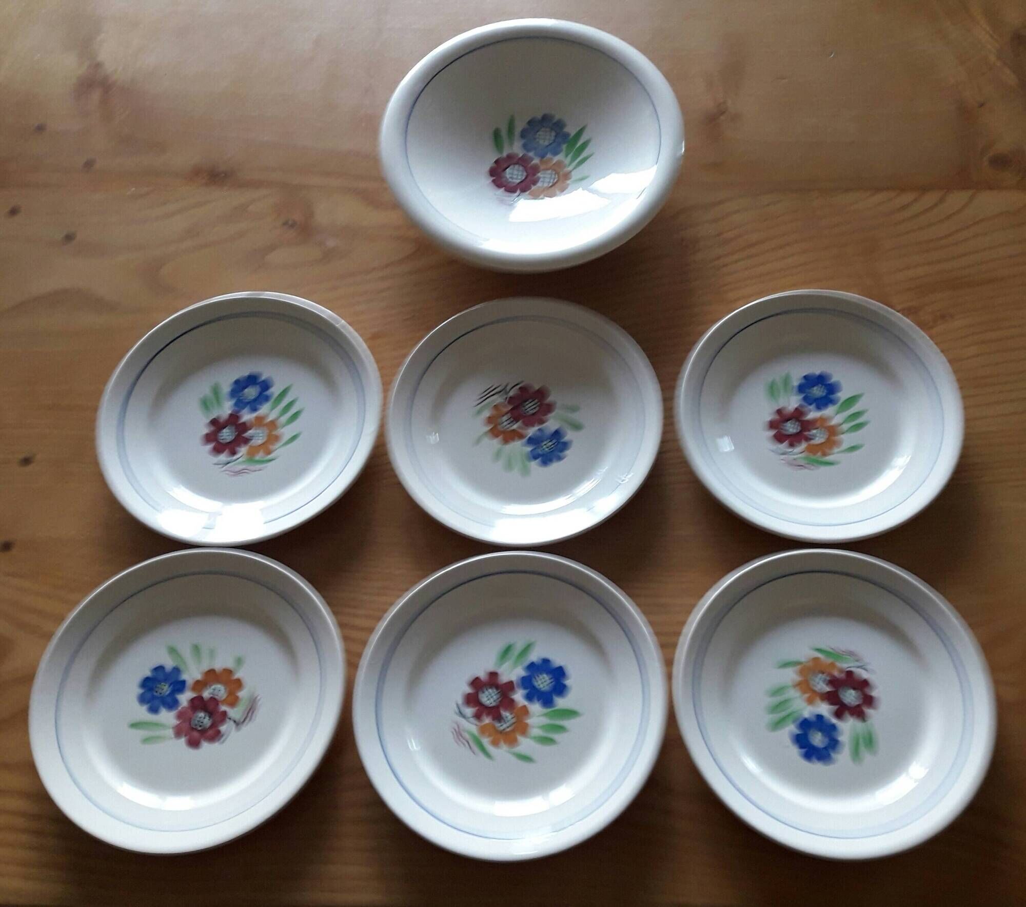 Set of 6 flat plates and 1 round dish KG Lunéville "Agnès"