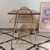 Side table for storing vinyl records