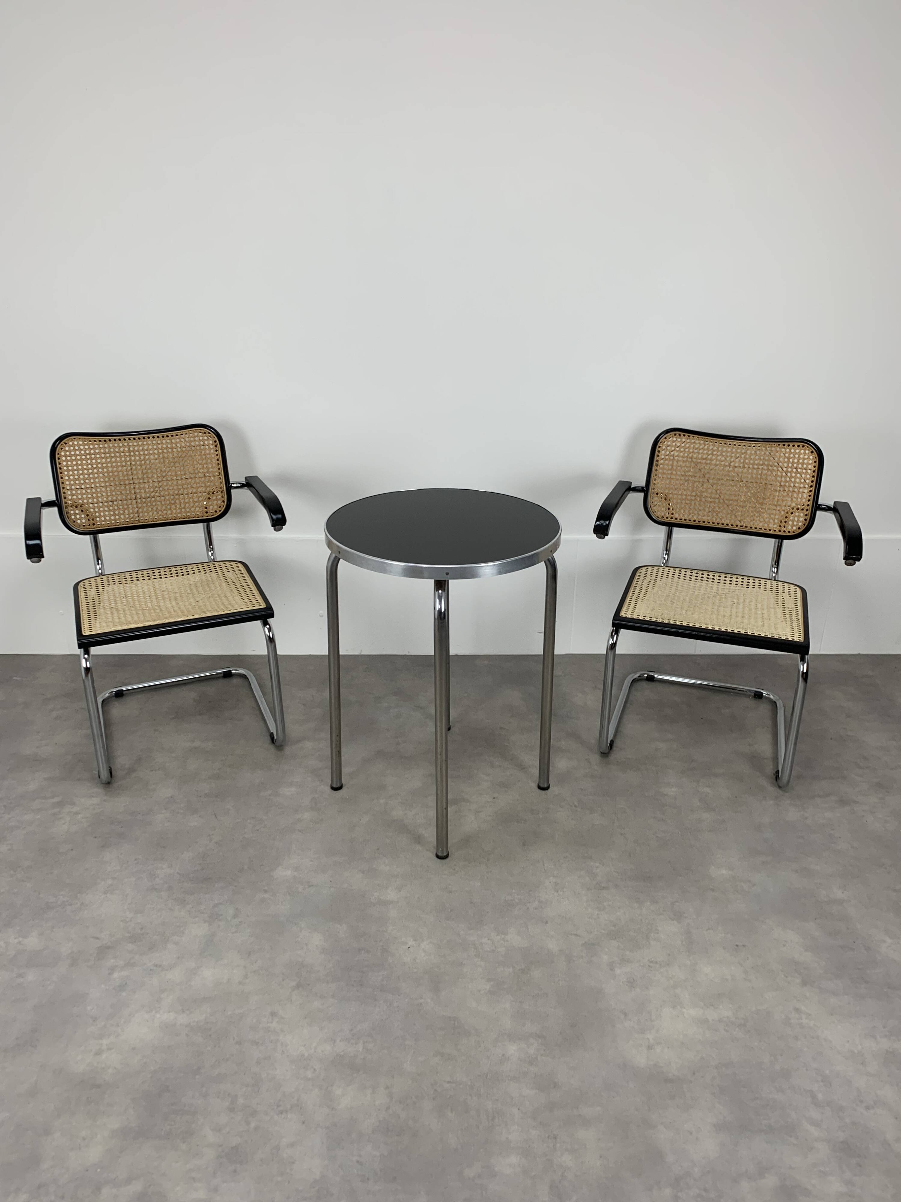 Bauhaus pedestal table, side table