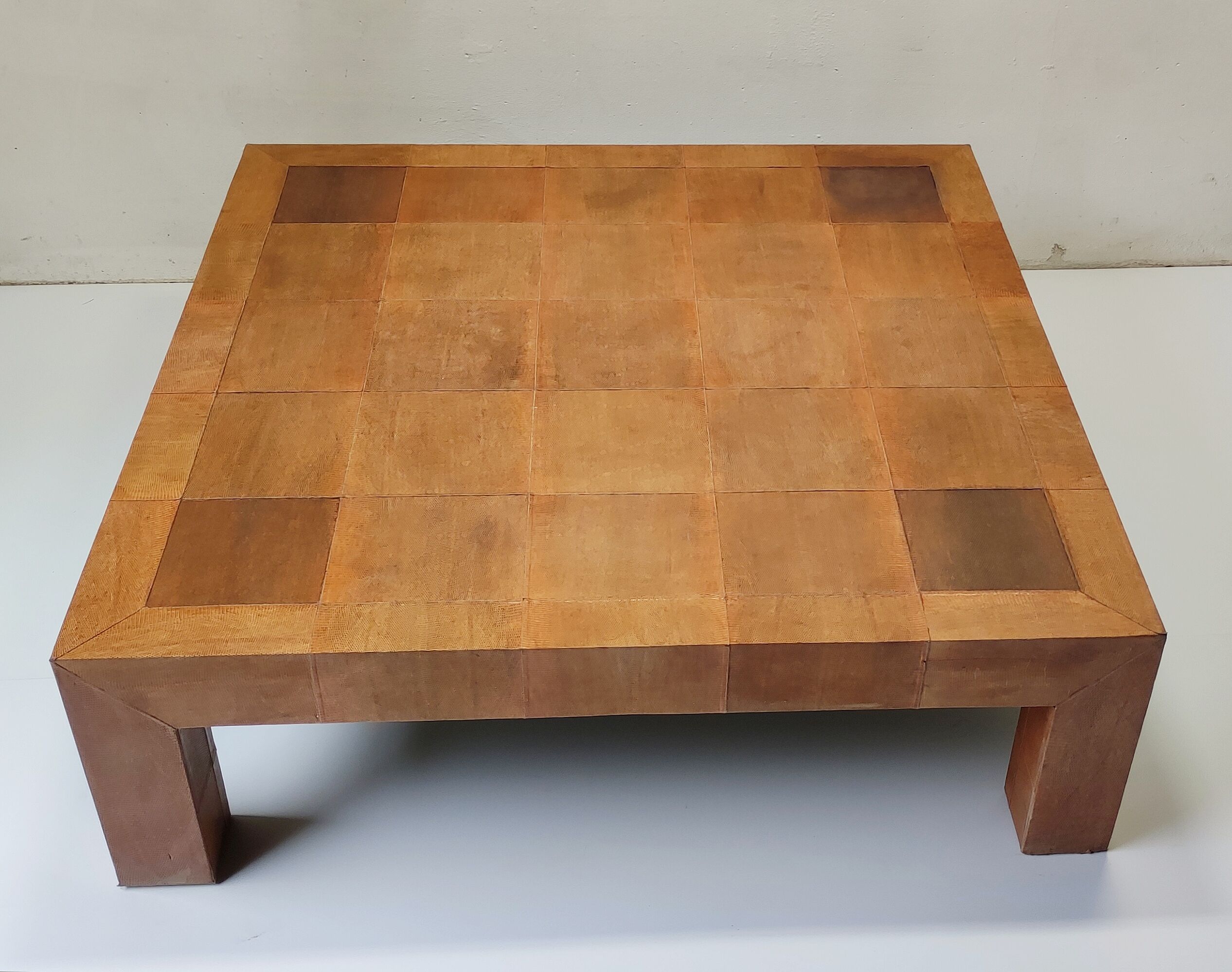 Leather coffee table 70s