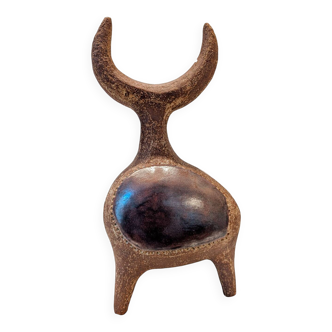 Bull in sandstone, by Dominique Pouchain, 2025