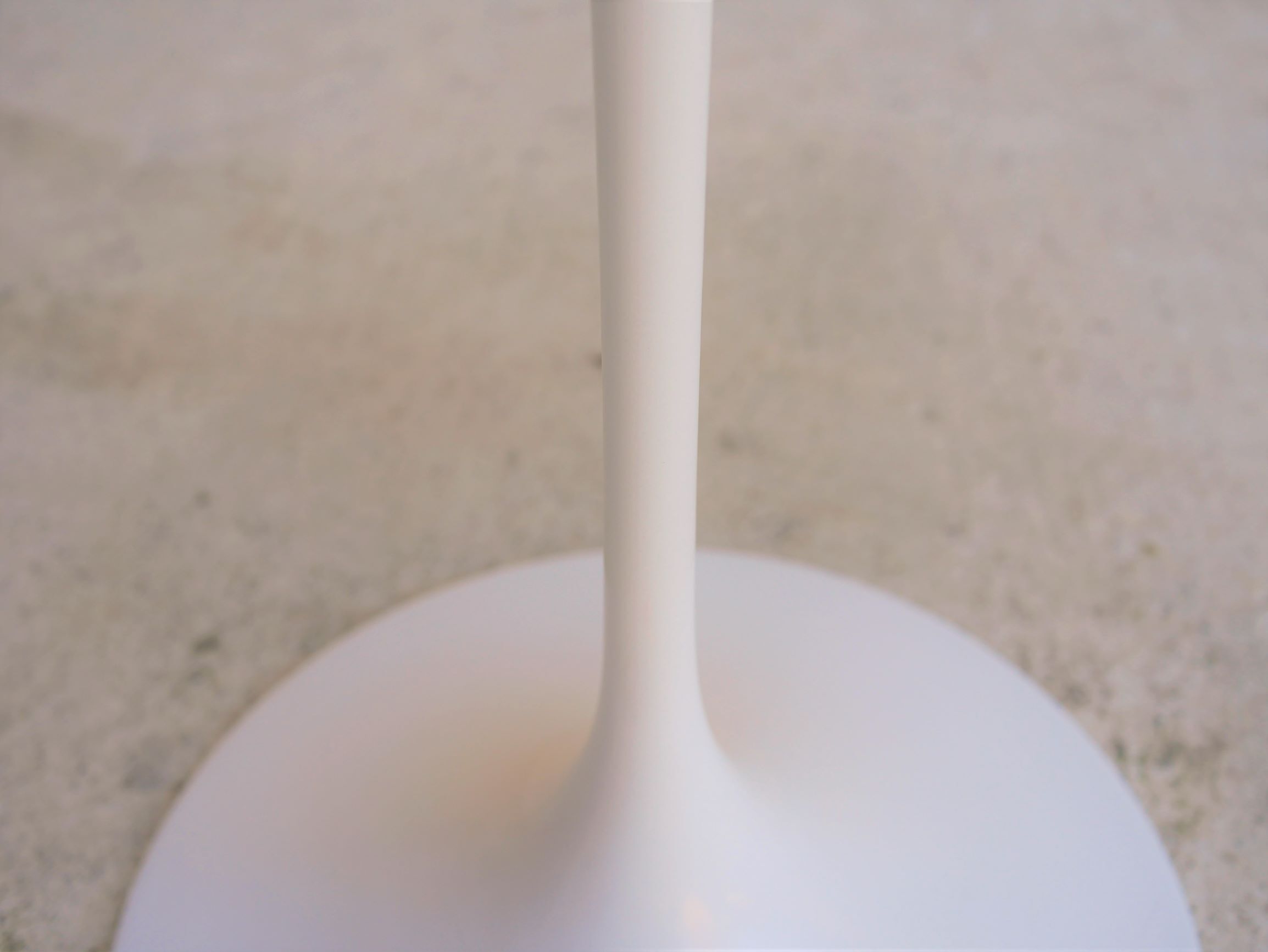 Tulip side table by Eero Saarinen for Knoll International Editions