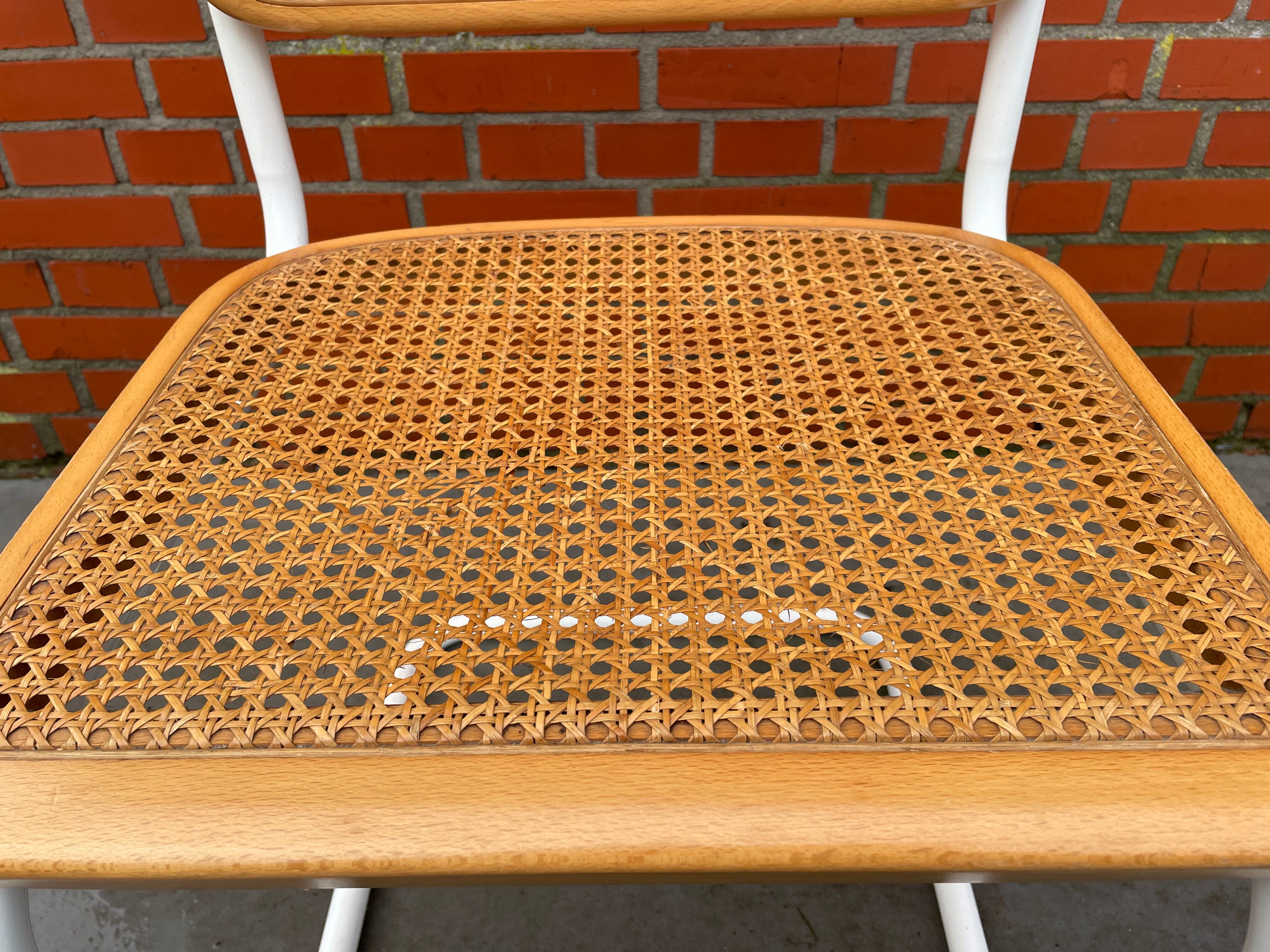 Ensemble de 4 chaises modèles Cesca de Marcel Breuer