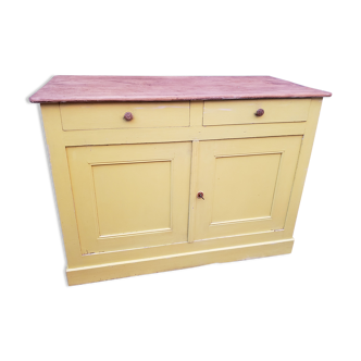 Buffet de campagne jaune citron