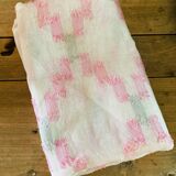 Linen bench tablecloth and pink overconting