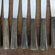 Ensemble de 12 couteaux manches en corne