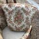 Fauteuil Louis XV dit rocaille en noyer