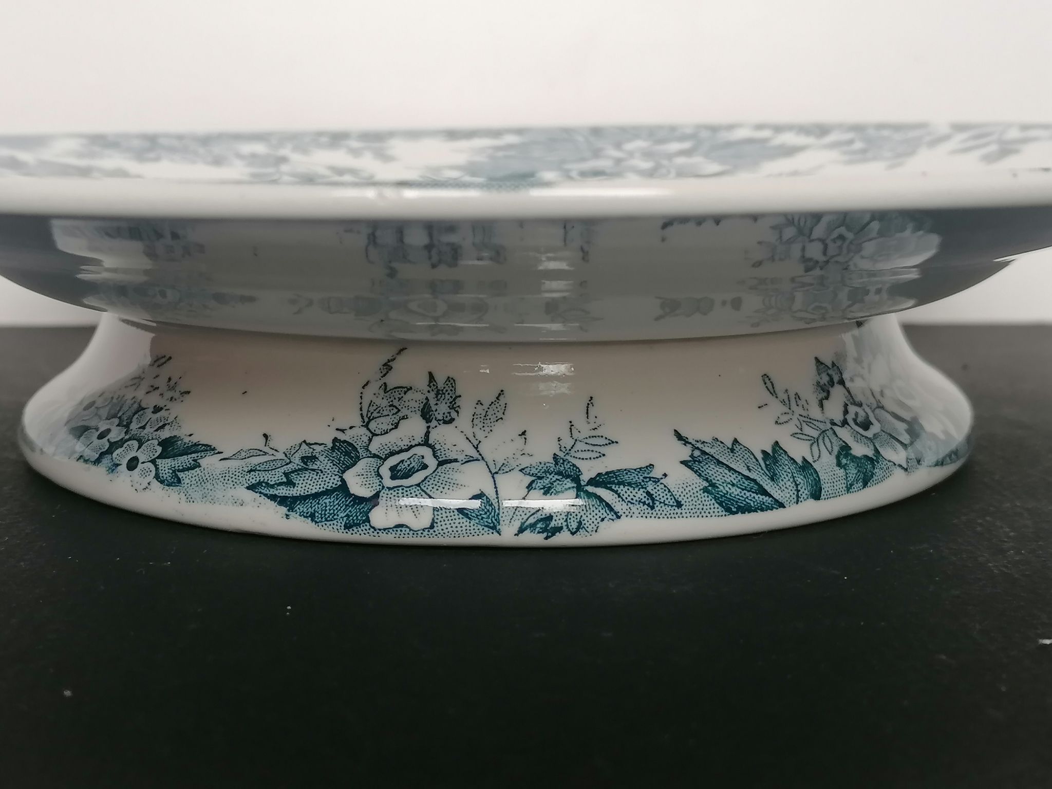 Cake dish on foot shower iron earth mill wolves Marie-Louise