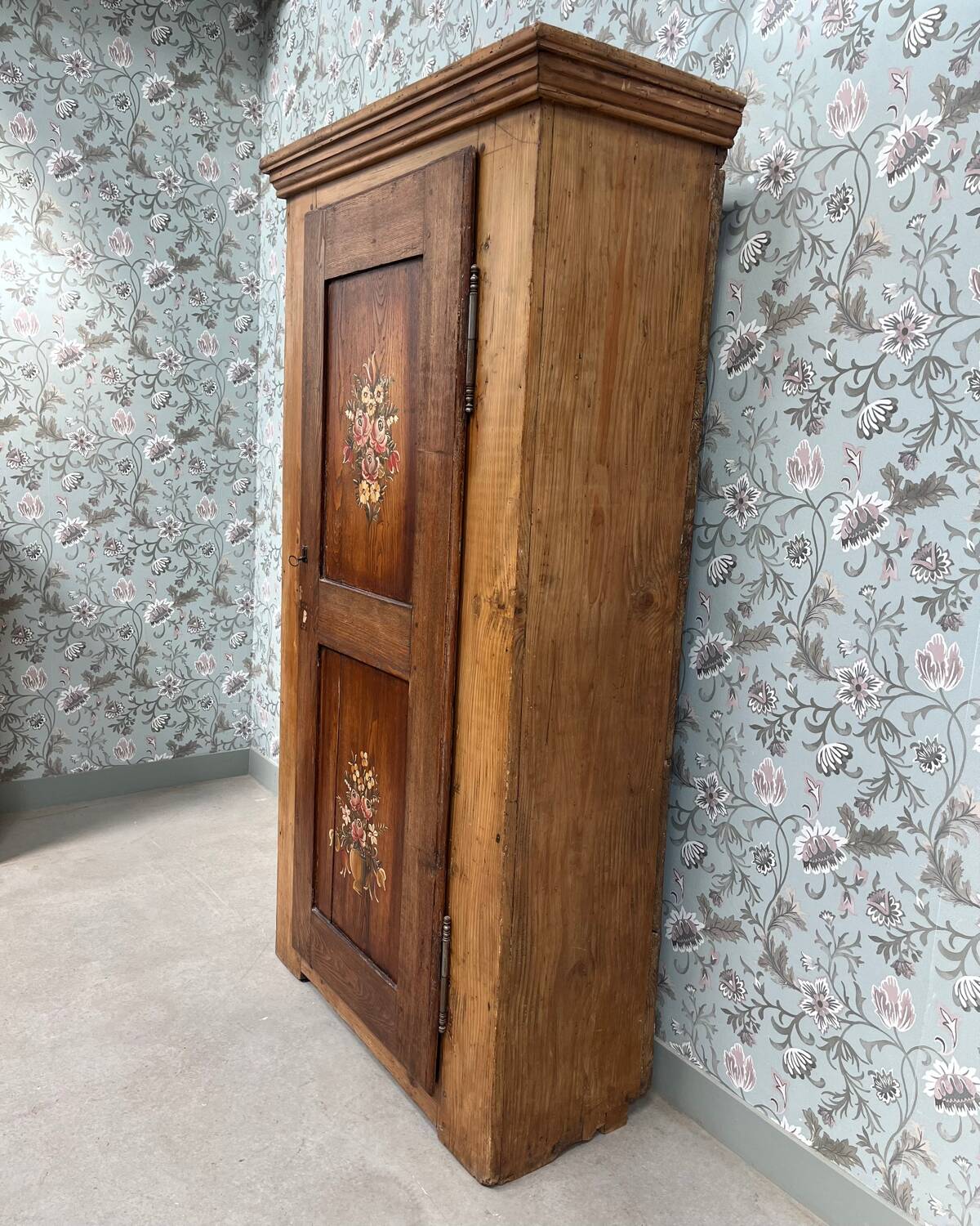 19th century painted bonnet maker