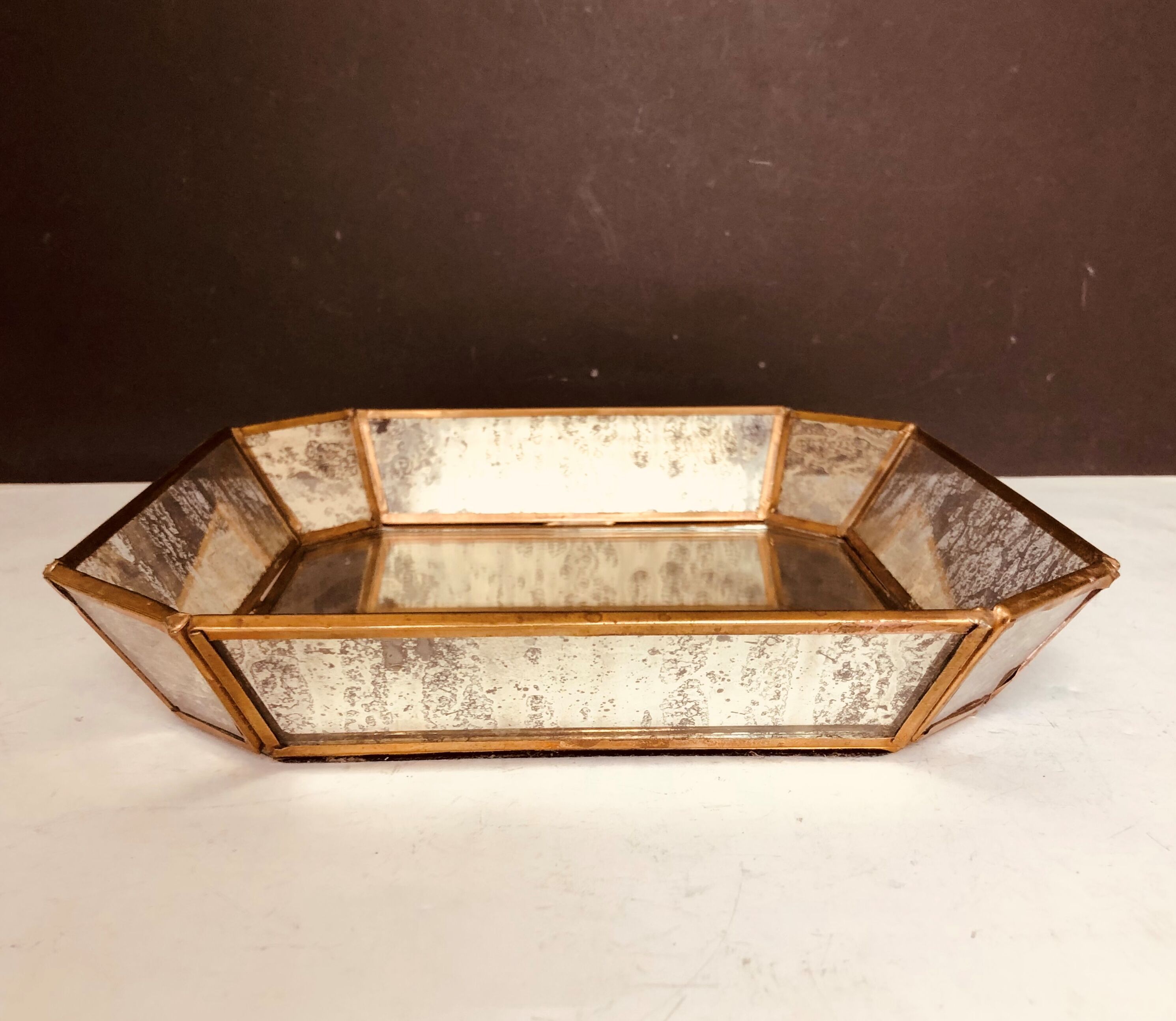 Small mirror tray
