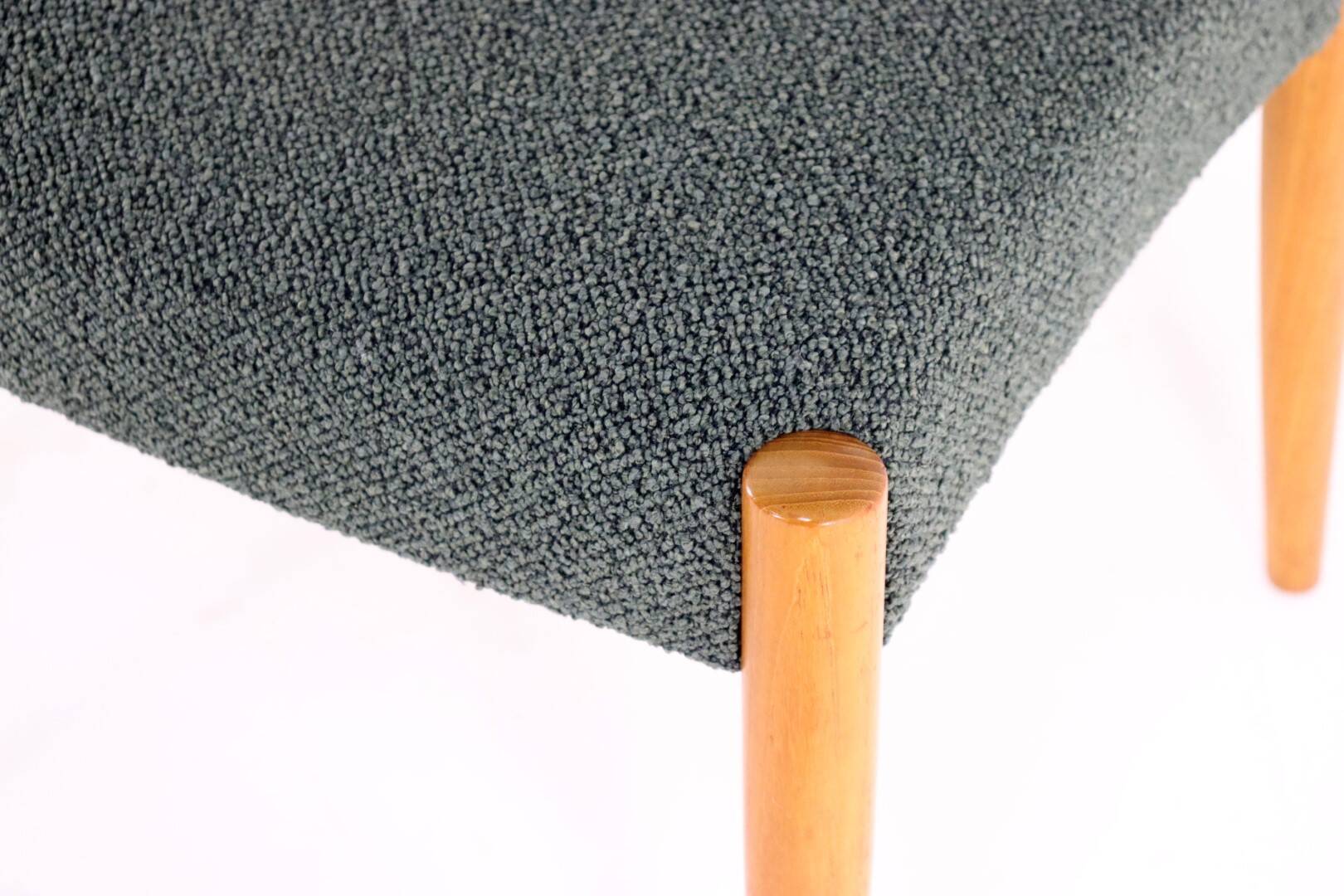 Set of 4 Danish Chairs 'Bjerremose'