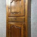 Louis XIV period standing man's cabinet in walnut circa 1700