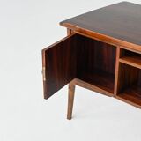 Svend Aage Madsen writing desk in rosewood H.P. Hansen Denmark 1960
