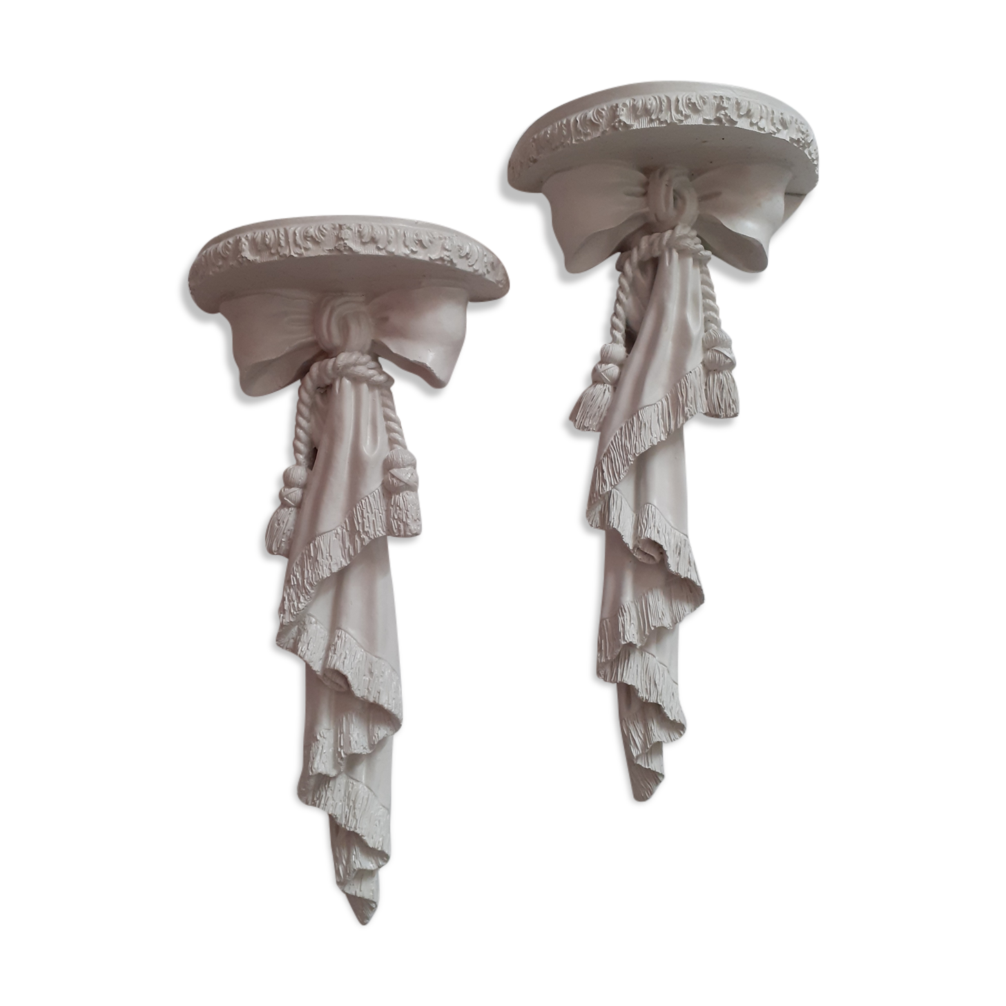 Duo of rococo style wall lamps