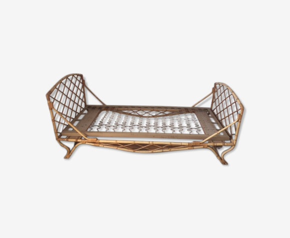 Lit en rotin vintage