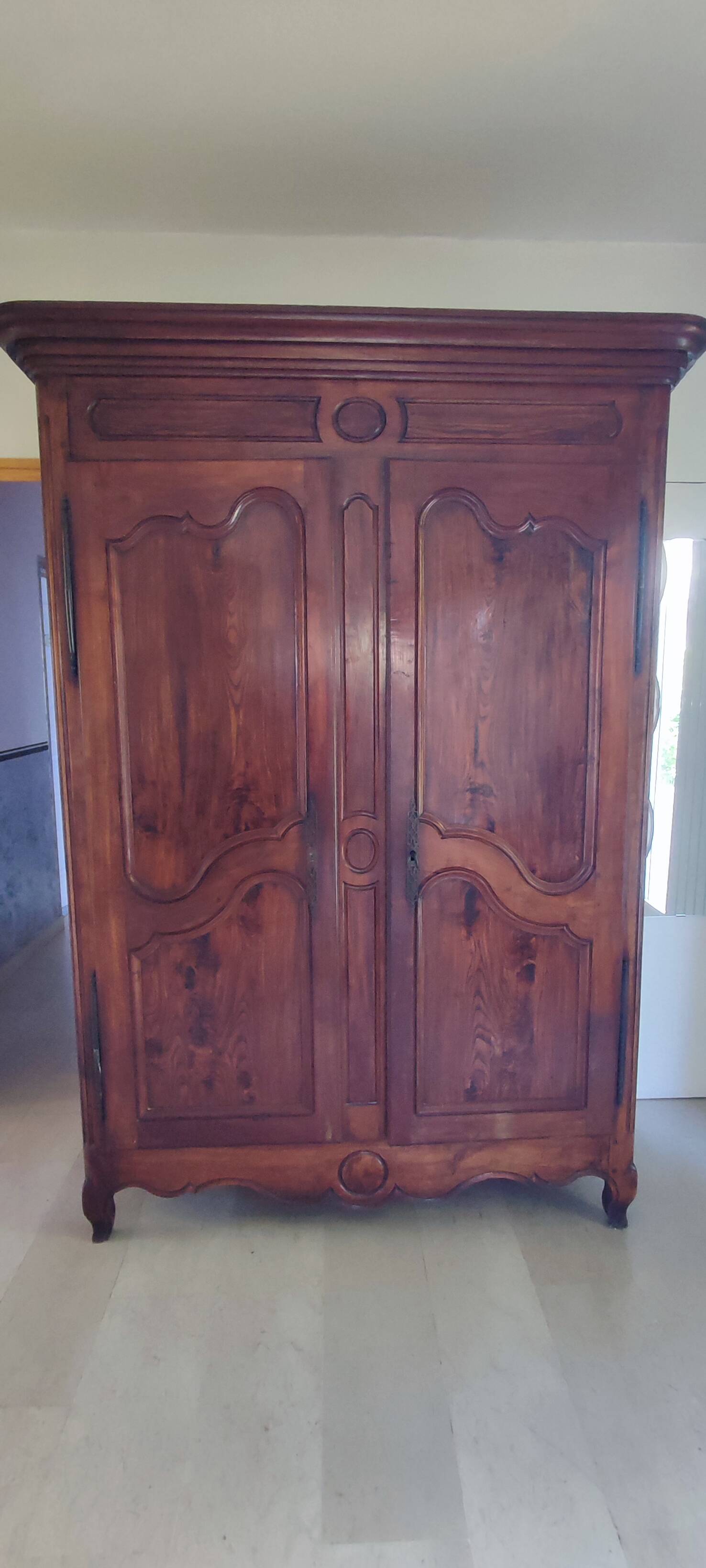 Armoire Louis XV