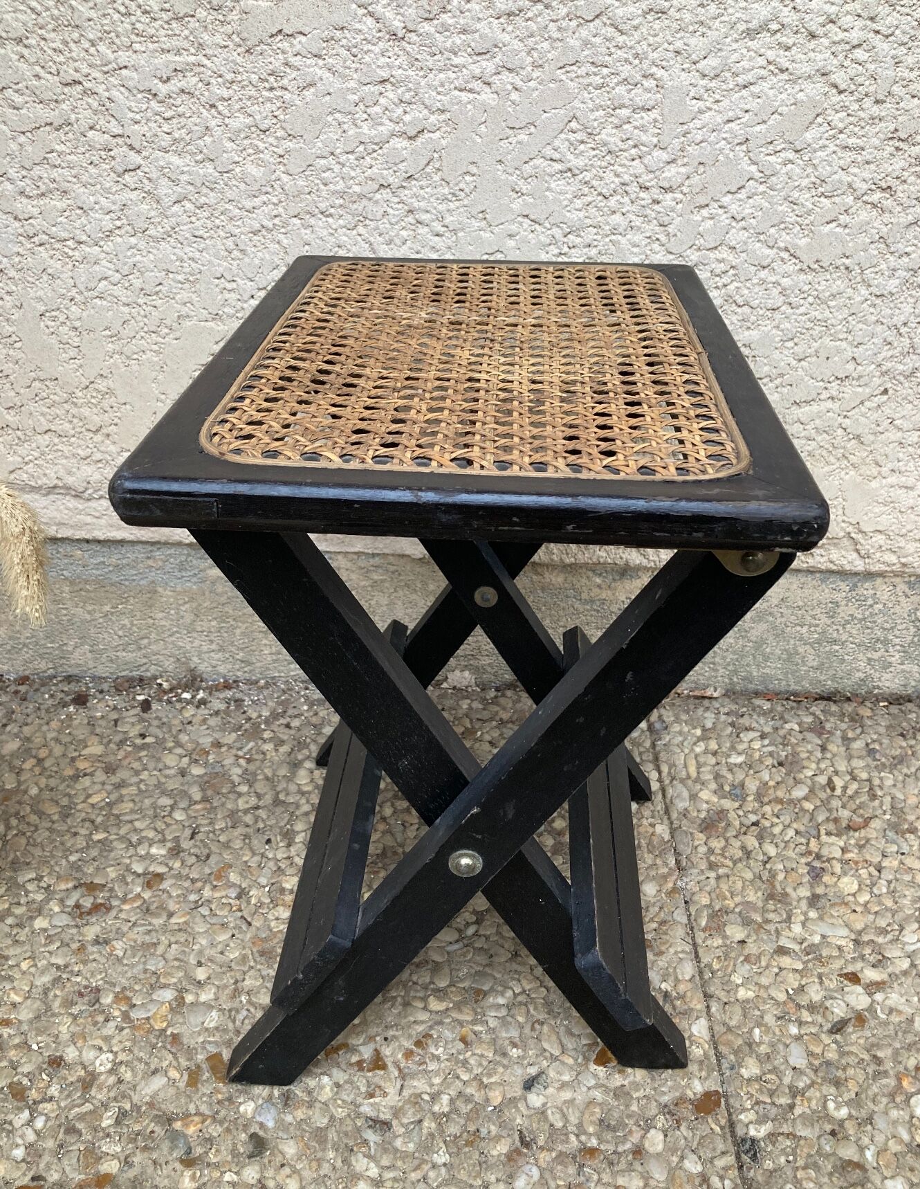 Folding stool in vintage canning