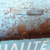 Antique display for eclor seed sachet