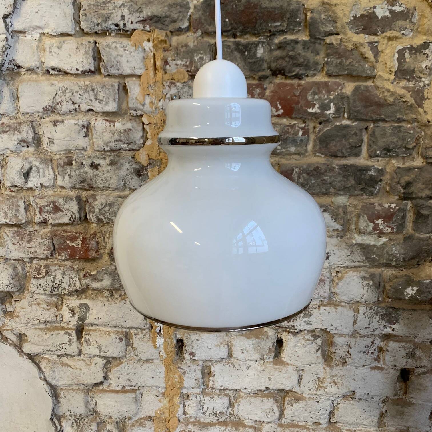 White opaline pendant light, 1970, Italy