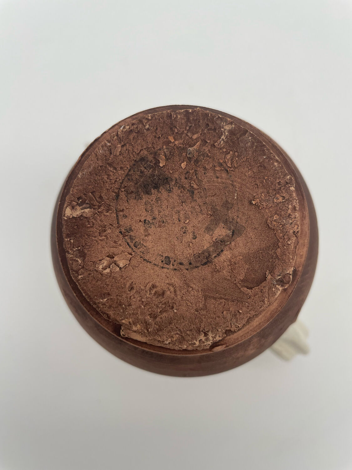 Grease pot, candied in glazed white terracotta