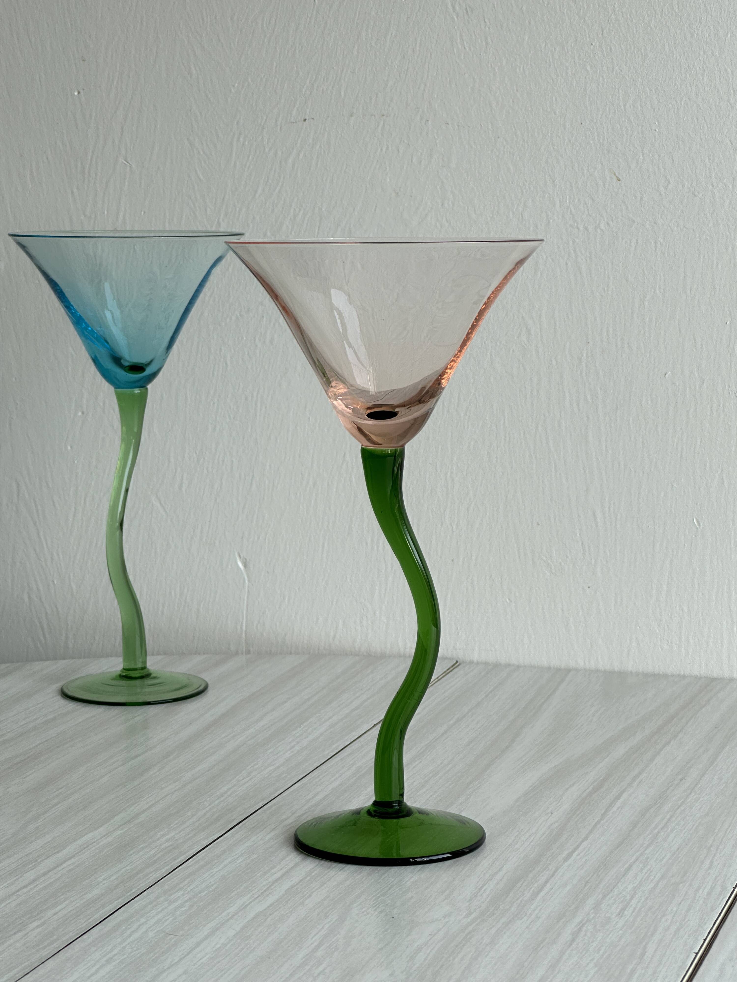 Ensemble de 4 verres à cocktail vintage aux pieds torsadés verts