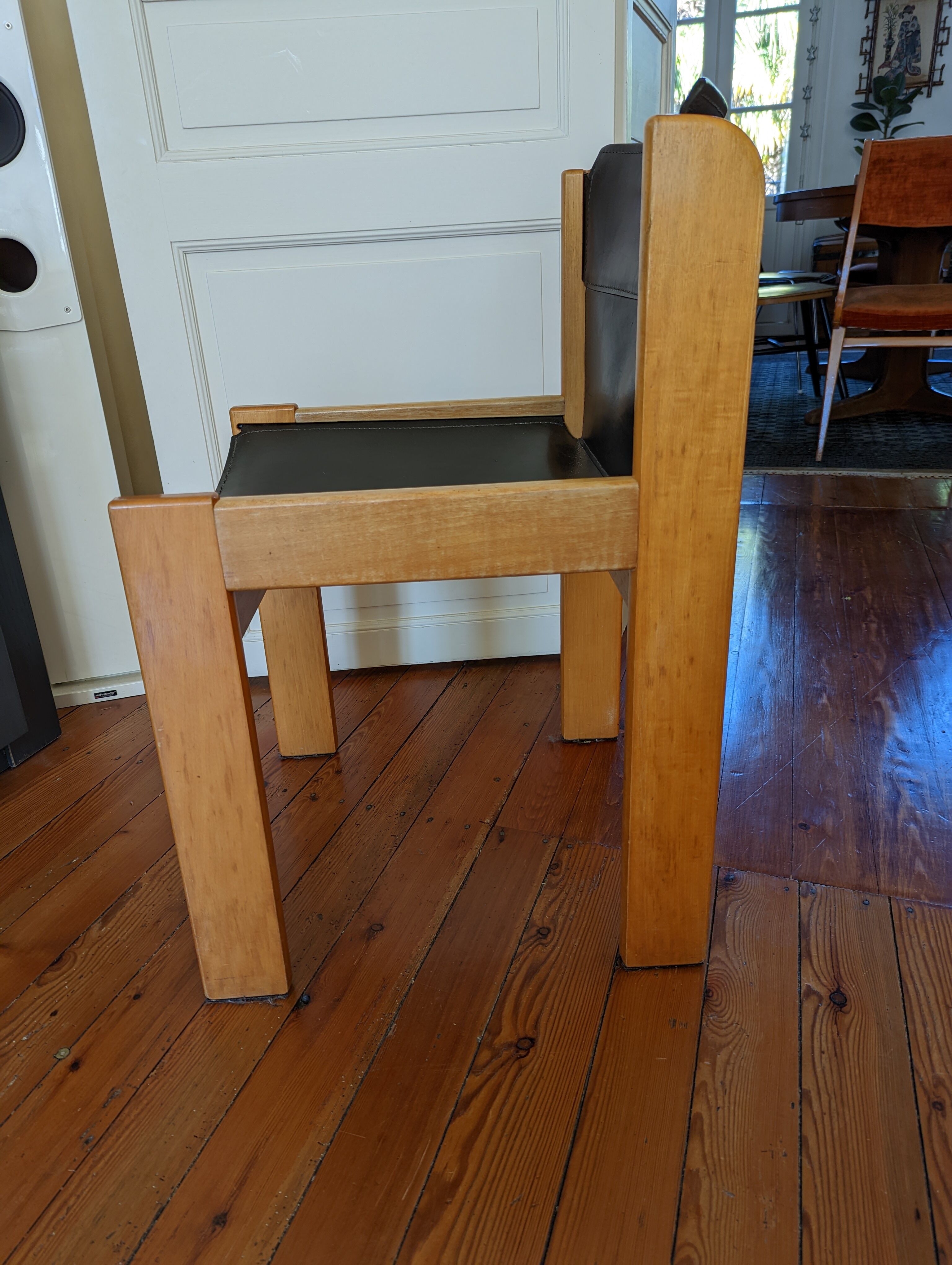 4 Ibisco wood and leather chairs