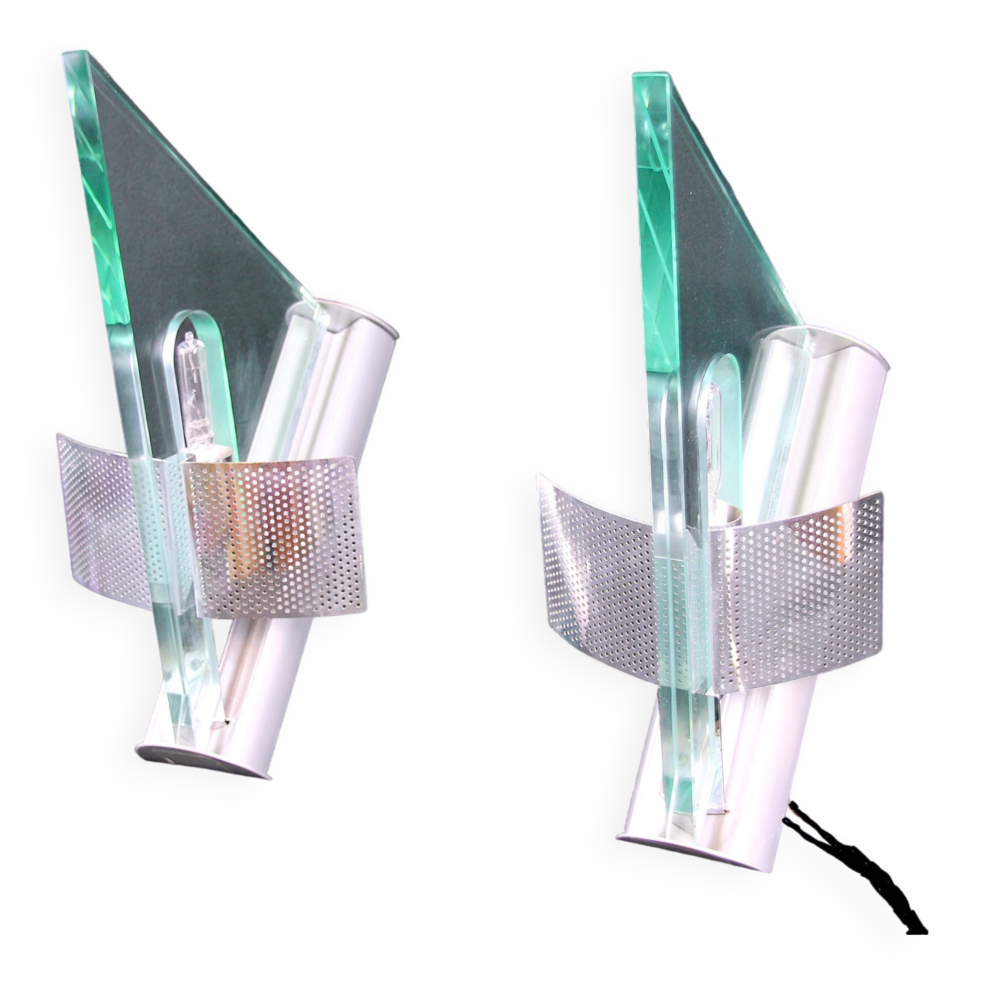 Artemide, modern triangular wall lights late 20th century “Icaro” by Carlo Forcolini