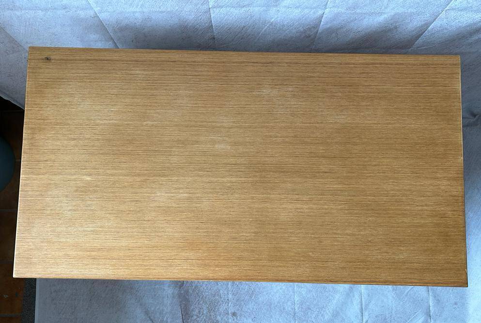 Commode en bois tiroirs arrondis