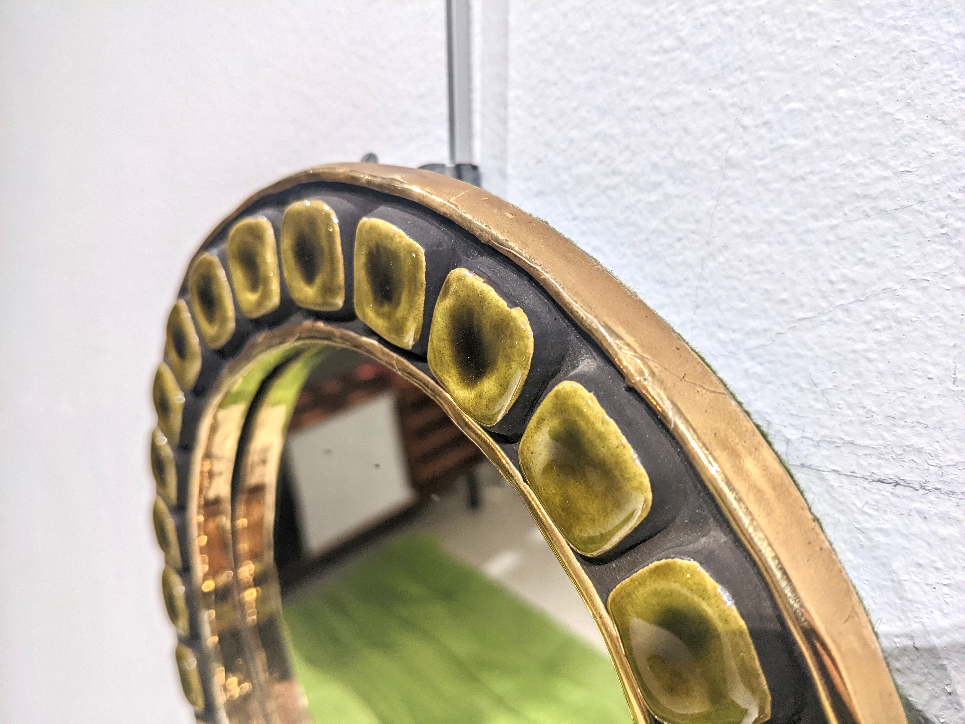 Mirror "sun" in glazed ceramic, 24 cm by Mithé Espelt