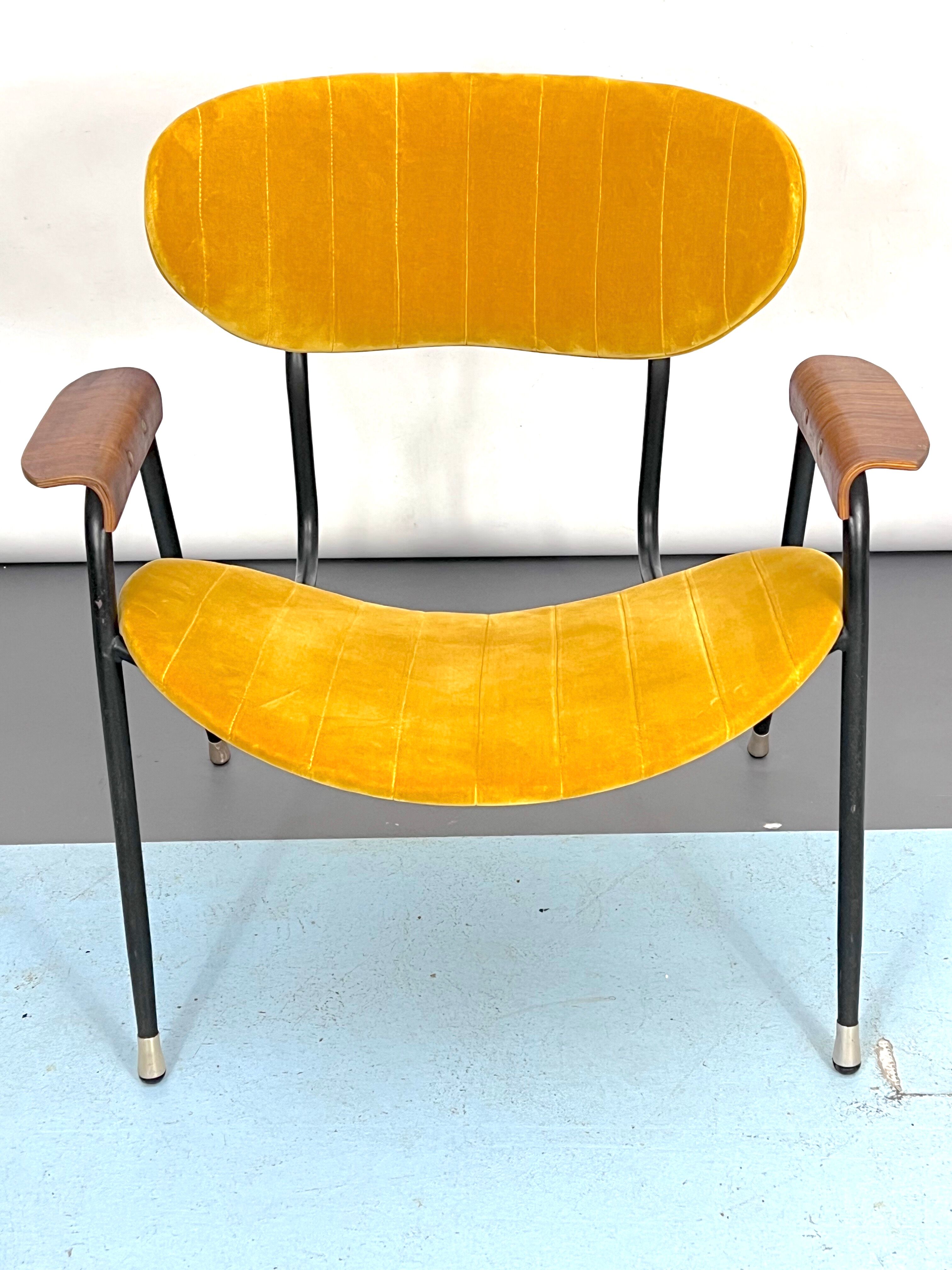 Vintage yellow velvet chair by Gastone Rinaldi for Rima. Italy 1950s
