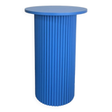 round and fluted side table in blue