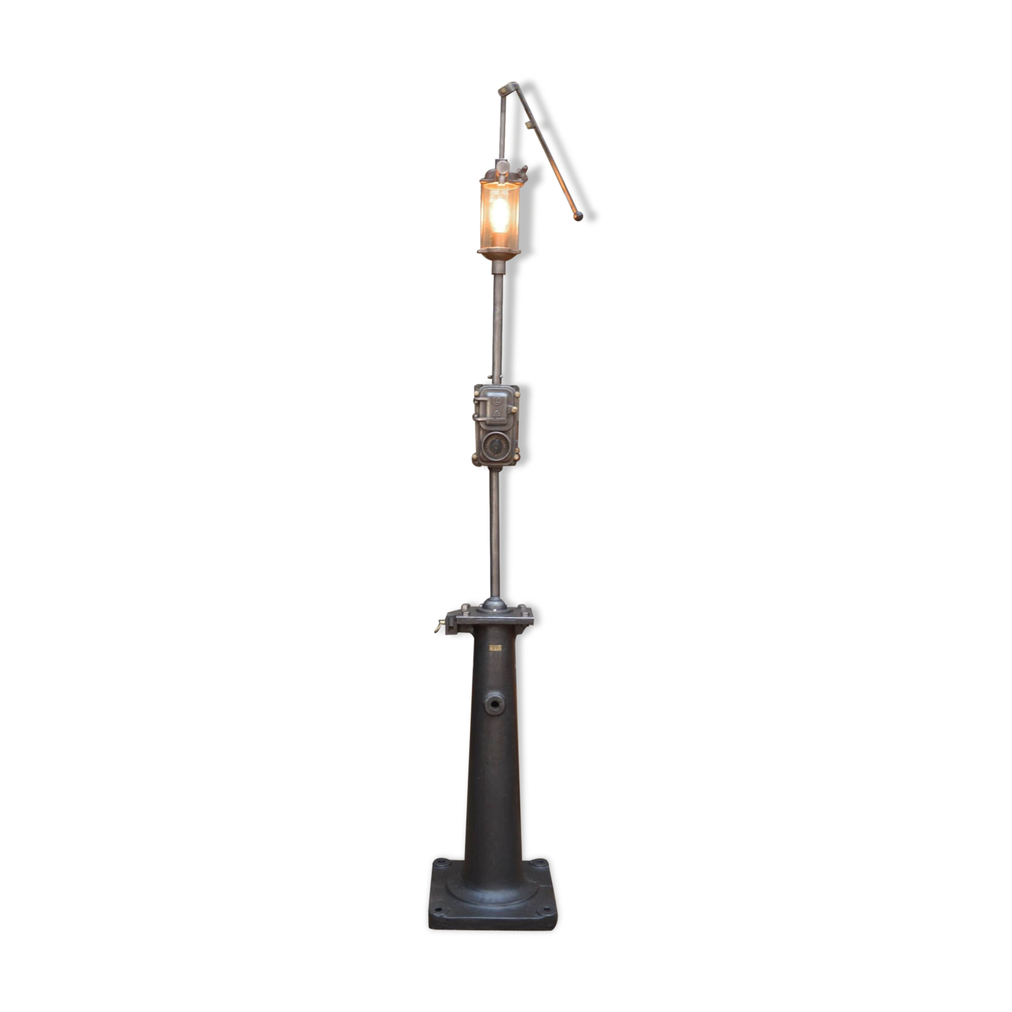 Old gas pump floor lamp in cast iron metal and glass 1930