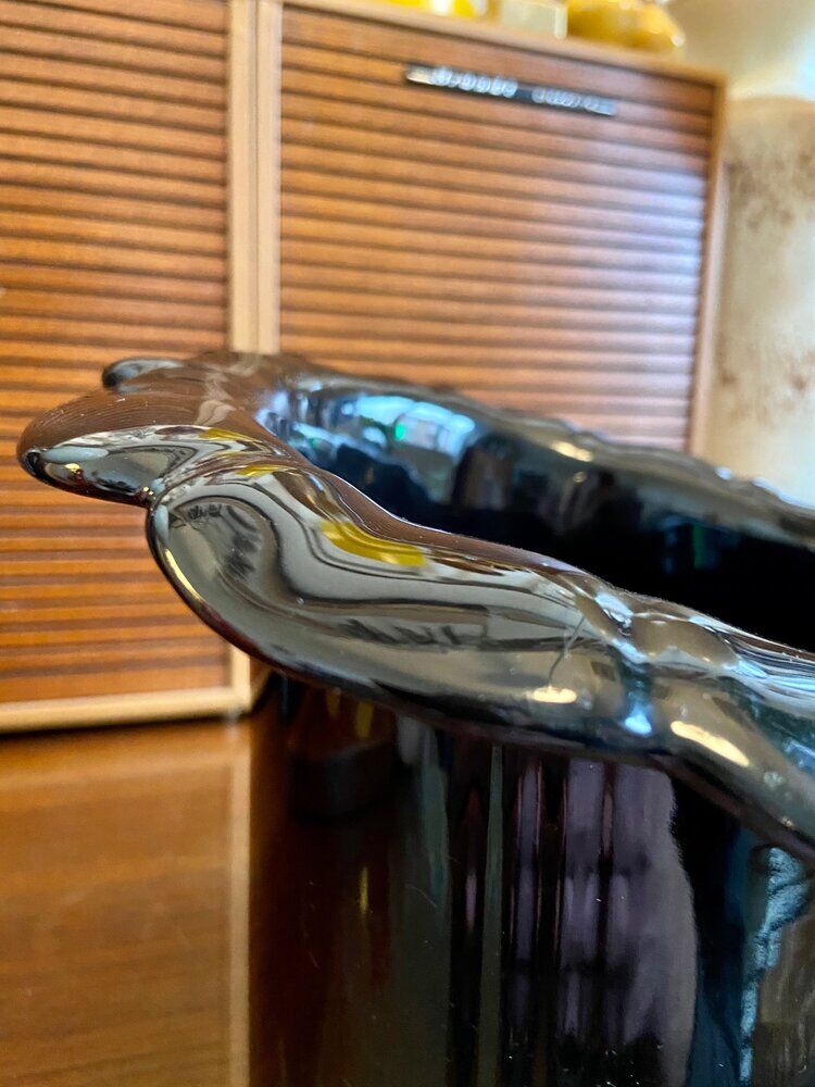 Black earthenware vase