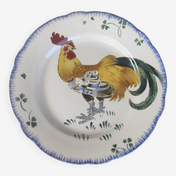 Keller & guerin, luneville - assiette plate faïence fine modèle "les coqs" à décor polychrome