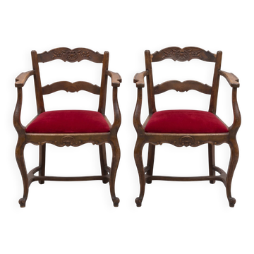 2 armchairs/cabriole style Louis XV