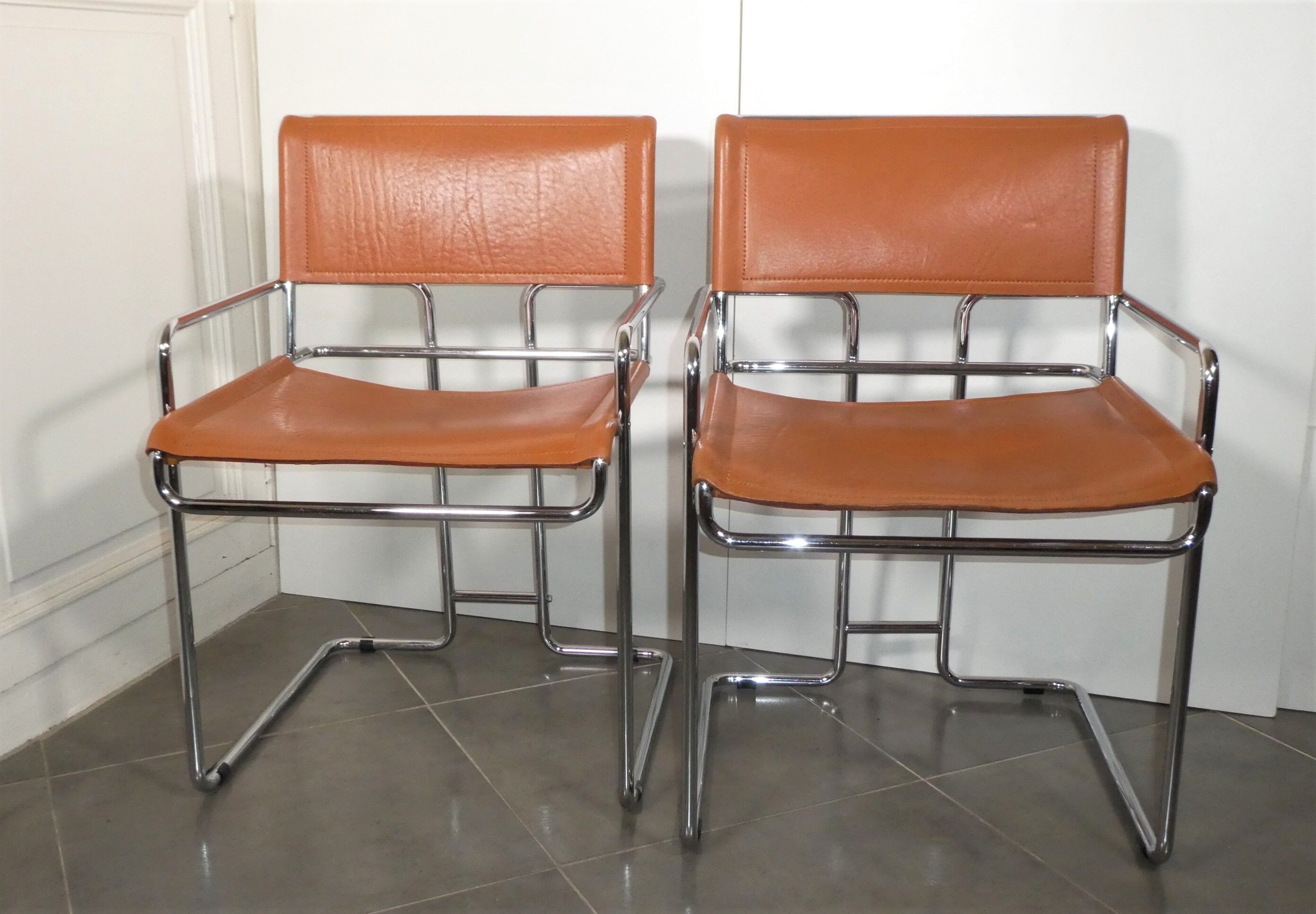 Fauteuils Mariani