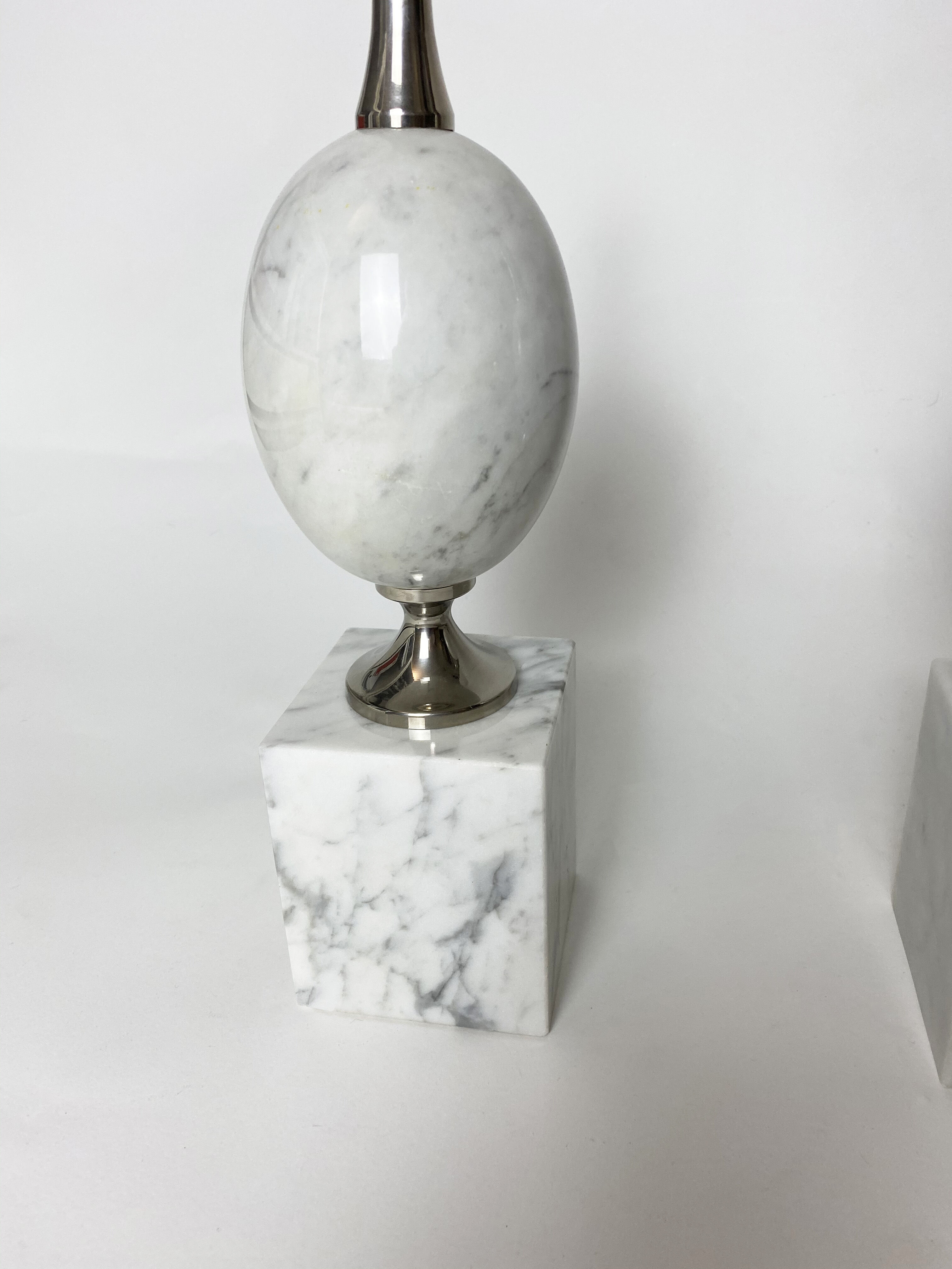 Pair of modernist egg lamp bases by Phillipe Barbier of the 60s in white Carrara marble.