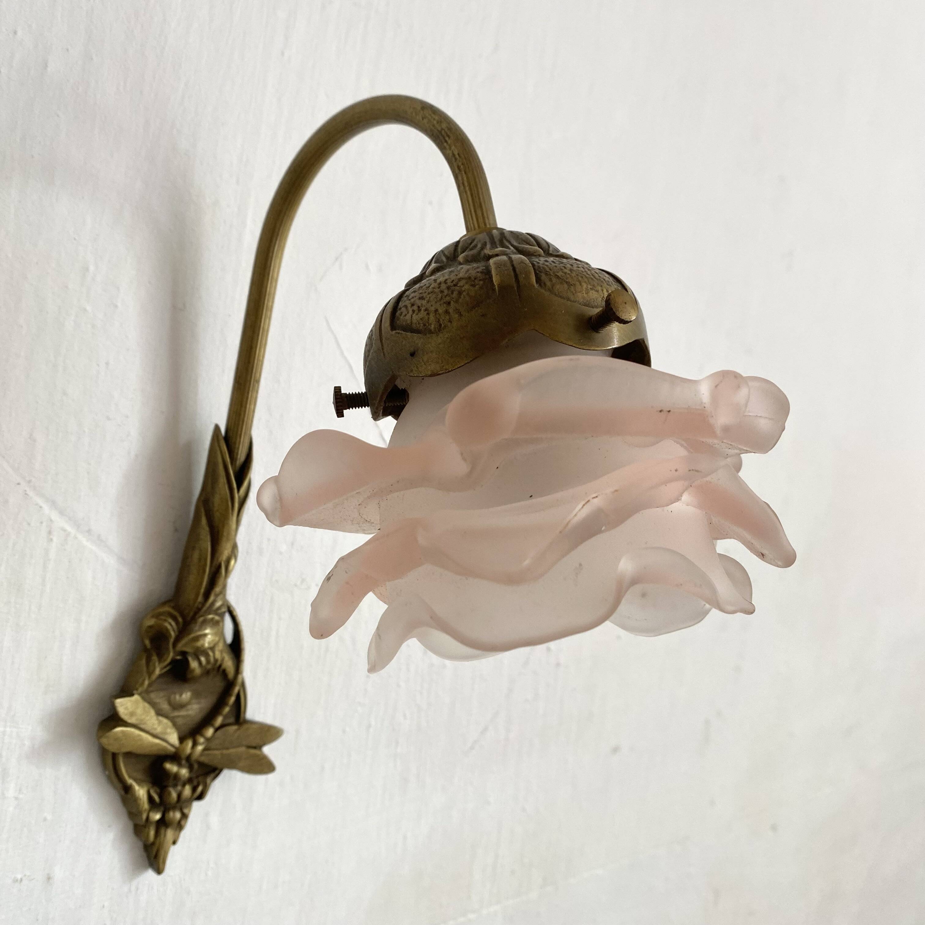 Flower and dragonfly wall lamp in art nouveau style brass