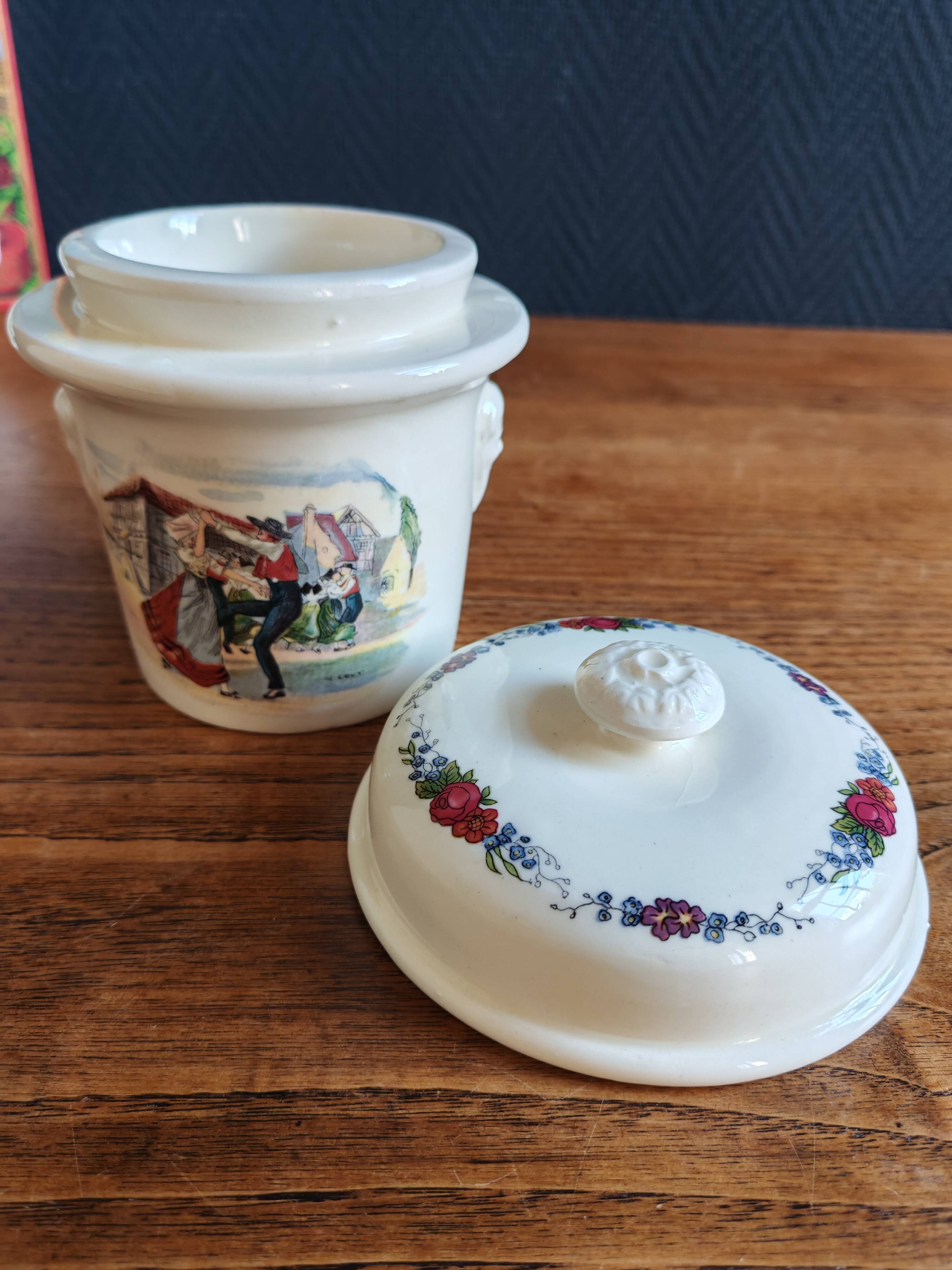 Old-Fashioned Foie Gras Terrine SARREGUEMINES Simplex - Decorated with Alsatian Scenes