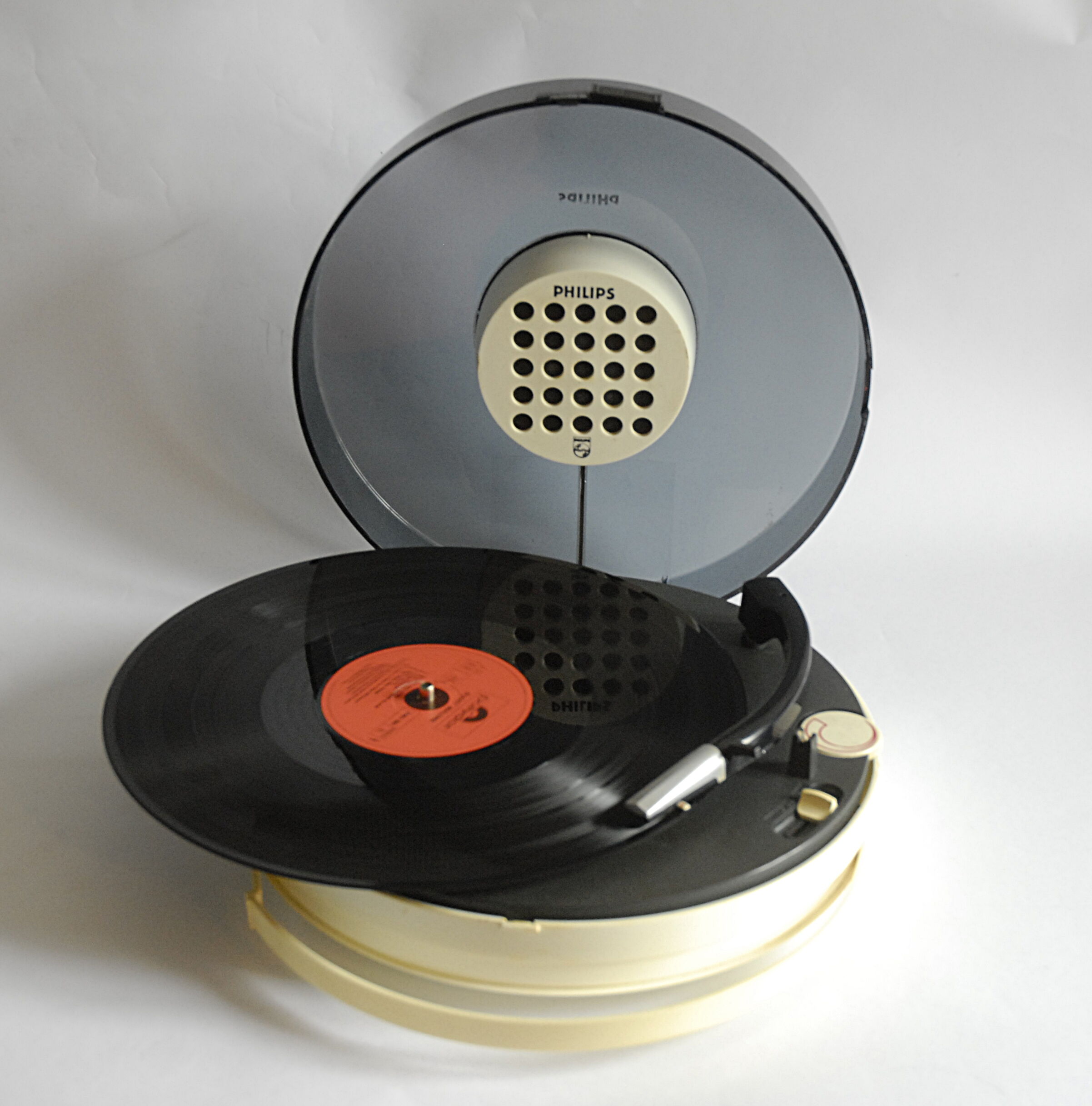 Turntable record player Philips curling-70s